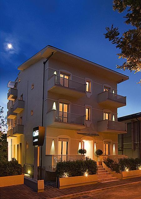 Residence Caterina Κατόλικα Εξωτερικό φωτογραφία