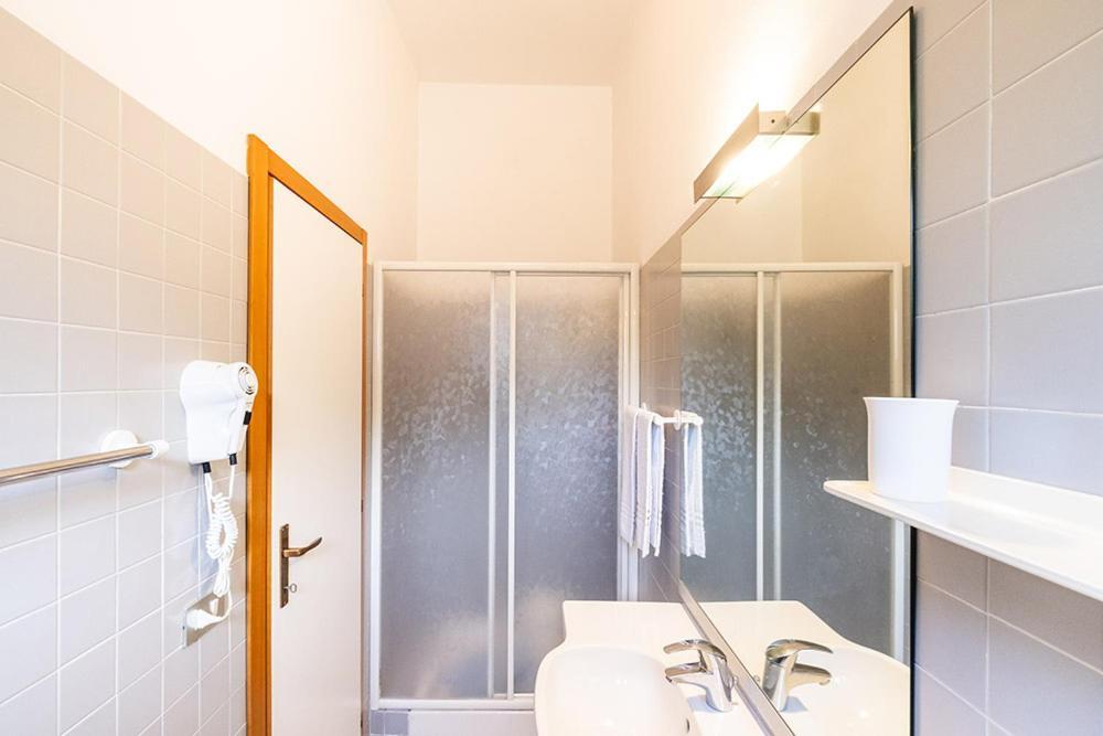 Residence Caterina Κατόλικα Εξωτερικό φωτογραφία